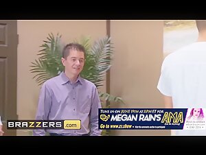 Brazzers - Big Tit Inked Pornstar Monique Alexander Loves Anal