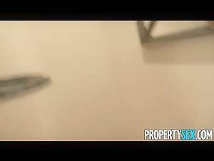 PropertySex Bad Roommate Apologizes with Blowjob and Sex